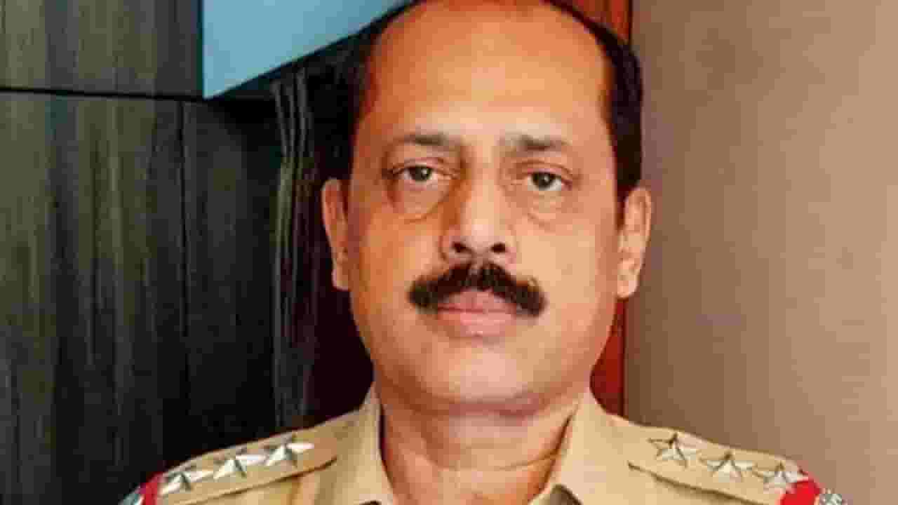 ईडीचा सचिन वाझेला झटका; माफीचा साक्षीदार म्हणून दिलेली परवानगी.... ईडीचा सचिन वाझेला झटका; माफीचा साक्षीदार म्हणून दिलेली परवानगी....