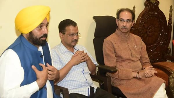 Special Report | “सापनाथ, नागनाथ एकत्र आले तरी…”, केजरीवाल-ठाकरे भेटीवर देवेंद्र फडणवीस यांचा हल्लाबोल