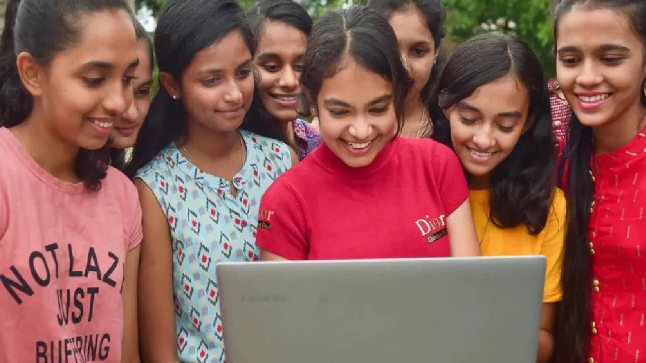 Maharashtra Board HSC Result 2023 : धकधक... धाकधूक... टेन्शन... इयत्ता 12वीचा निकाल थोड्याच वेळात, कुठे पाहाल निकाल?; जाणून घ्या पटापट