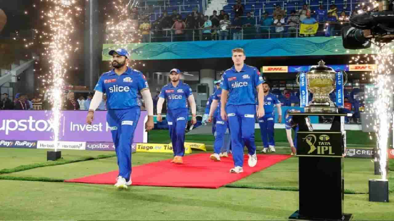 Mumbai Indians IPL 2023 : सेलिब्रेशन दूर राहिलं, विजयानंतर रात्रभर जागली  मुंबईची मुलं, विजयानंतर काय घडलं? VIDEO