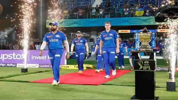 Mumbai Indians IPL 2023 : सेलिब्रेशन दूर राहिलं, विजयानंतर रात्रभर जागली मुंबईची मुलं, विजयानंतर काय घडलं? VIDEO