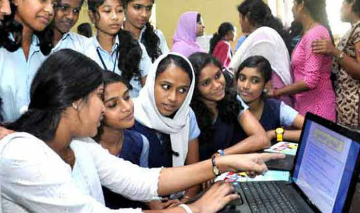 CUET UG Exam 2023: 19 जून पासून सुरु होणाऱ्या परीक्षेचं ॲडमिट कार्ड जारी, असं करा डाउनलोड CUET UG Exam 2023: 19 जून पासून सुरु होणाऱ्या परीक्षेचं ॲडमिट कार्ड जारी, असं करा डाउनलोड