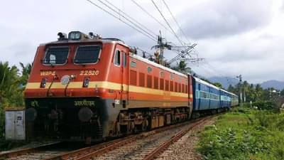 नागपूरमधील रेल रोकोला यश, हिंगणघाट स्थानकात थांबणार ‘या’ तीन एक्स्प्रेस