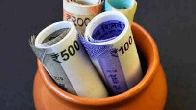 Leave Encashment : खासगी नोकरदारांना मोदी सरकारचं मोठं गिफ्ट! या सुट्यांवर आता कोणताच कर नाही