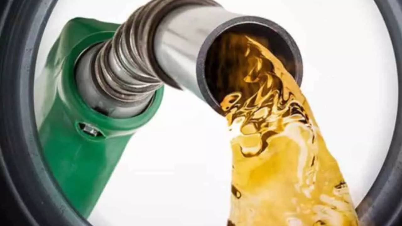 Petrol Diesel Rate Today : पेट्रोल-डिझेलचा आजचा भाव काय, एक लिटरसाठी खिशाला इतकी झळ