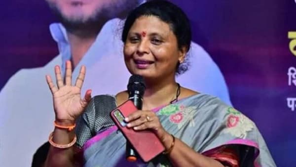 VIDEO | ‘अंधारे पॉलिटीकली स्टंटबाजी करतात’, शिंदे गटाच्या महिला नेच्याची खरमरीत टीका