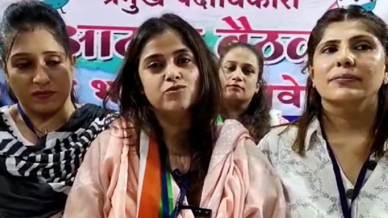 पप्पू कलानी यांची सून पंचम कलानी यांचा मोठा गौप्यस्फोट; म्हणाल्या, राष्ट्रवादी काँग्रेसमधून भाजपात जाताना... पप्पू कलानी यांची सून पंचम कलानी यांचा मोठा गौप्यस्फोट; म्हणाल्या, राष्ट्रवादी काँग्रेसमधून भाजपात जाताना...