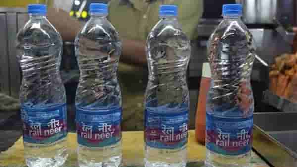 मध्य, पश्चिम रेल्वेच्या स्टॉलवरून ‘रेलनीर’ गायब, काय आहे कारण?
