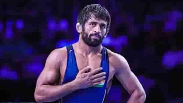 Wrestlers Protest : सांगा कुठे येऊ गोळी खायला? शप्पथ पाठ नाही दाखवणार, बजरंग पुनियाच माजी DGP ना प्रत्युत्तर