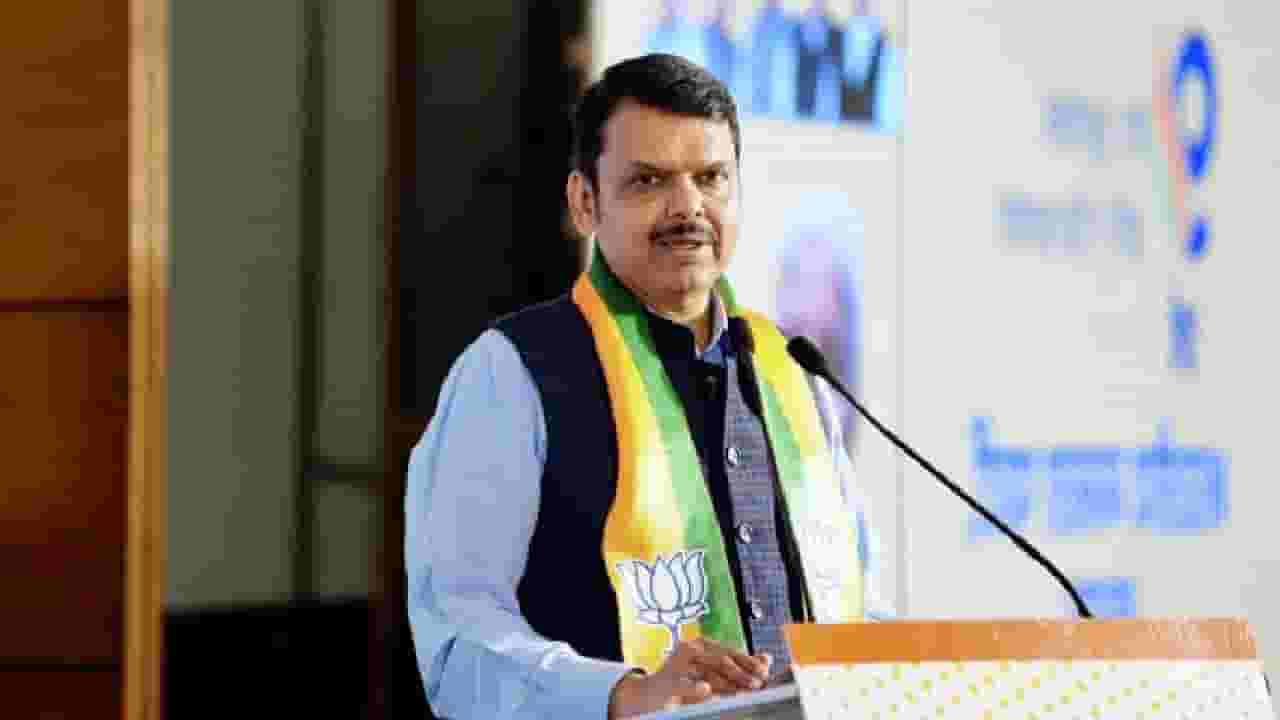 VIDEO | फडणवीस यांचा कोल्हापूर दौरा रद्द? जाहिरातीचं कारण की आणखी काही? राजकीय चर्चांना उधाण