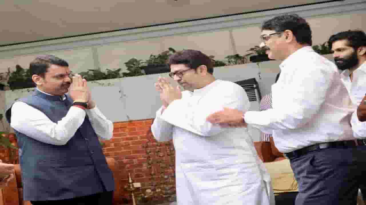 मनसे-भाजप युतीवर शिवसेनेचा आमदार म्हणतो, कधी कोण युती करेल...