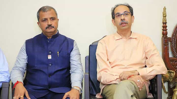 ठाकरे गट आणि संभाजी ब्रिगेडमध्ये बिनसलं? अरविंद सावंत म्हणतात... ठाकरे गट आणि संभाजी ब्रिगेडमध्ये बिनसलं? अरविंद सावंत म्हणतात...