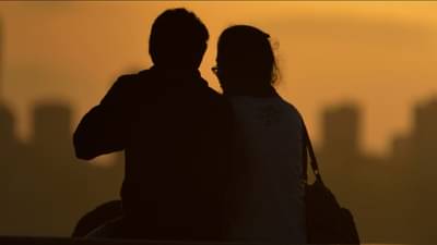 दहा वर्षे एकमेकांच्या प्रेमात आकंठ बुडाले होते, मग अचानक काय घडले की त्याने तिला थेट यमसदनीच धाडले !