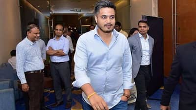 ‘क्रेडीट घेण्यासाठी ही घडपड’; कांद्यावरून झालेल्या निर्णयावरून रोहित पवार यांचा कोणाकडे रोख