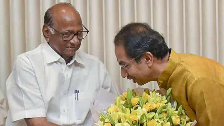 'उबाठा तर विलीन होणारच!' भाजप नेत्यानं तारीख सांगत केला राऊत यांच्यावर दावा; म्हणाला, '100 कोटींची ऑफर' 'उबाठा तर विलीन होणारच!' भाजप नेत्यानं तारीख सांगत केला राऊत यांच्यावर दावा; म्हणाला, '100 कोटींची ऑफर'