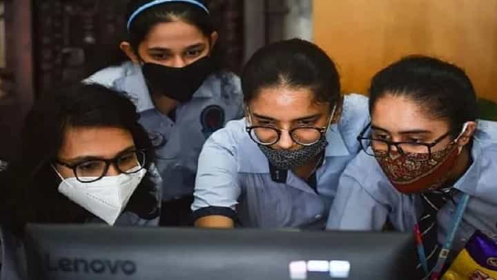 Maharashtra SSC Result 2023 : राज्याचा 10 वीचा निकाल 93.83 टक्के, यंदा कुणी मारली बाजी? Maharashtra SSC Result 2023 : राज्याचा 10 वीचा निकाल 93.83 टक्के, यंदा कुणी मारली बाजी?