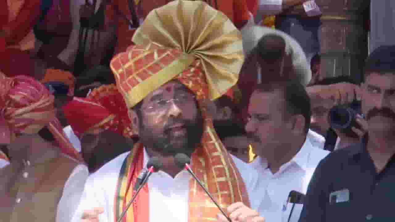 कोस्टल रोड ते शिवसृष्टी, रायगडावरून मुख्यमंत्री शिंदे यांनी केल्या 3 घोषणा