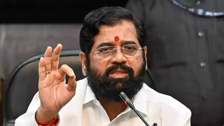 नुकसानग्रस्त शेतकऱ्यांसाठी मुख्यमंत्री शिंदे यांचा मोठा निर्णय, काय केली घोषणा? नुकसानग्रस्त शेतकऱ्यांसाठी मुख्यमंत्री शिंदे यांचा मोठा निर्णय, काय केली घोषणा?