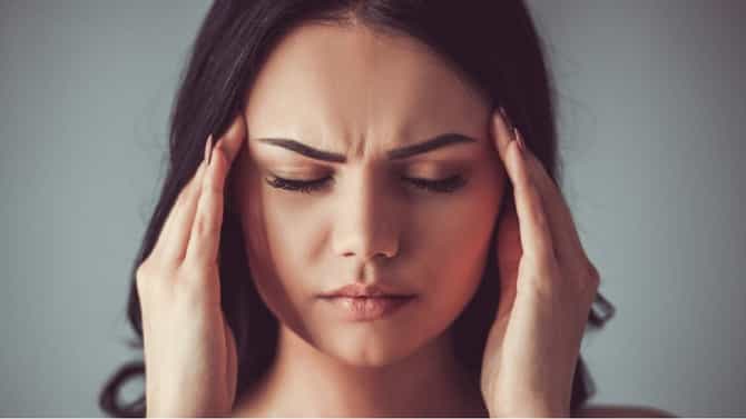 रोज होतोय डोकेदुखीचा त्रास? या प्रकारे मिळवा सुटका