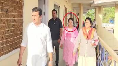 फक्त पत्रासाठी 50 हजार, नाशिकमध्ये लाचखोर महिला शिक्षण अधिकाऱ्याच्या एसीबीने मुसक्या आवळल्या