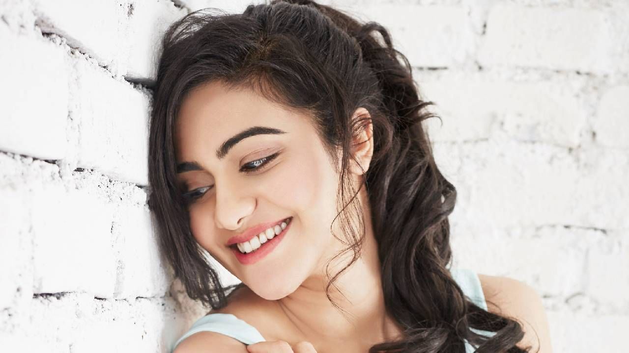 Adah Sharma | फक्त 'या' गोष्टीमुळे अदा शर्मा हिच्या हातून गेले अनेक चित्रपट, अभिनेत्रीचा धक्कादायक खुलासा