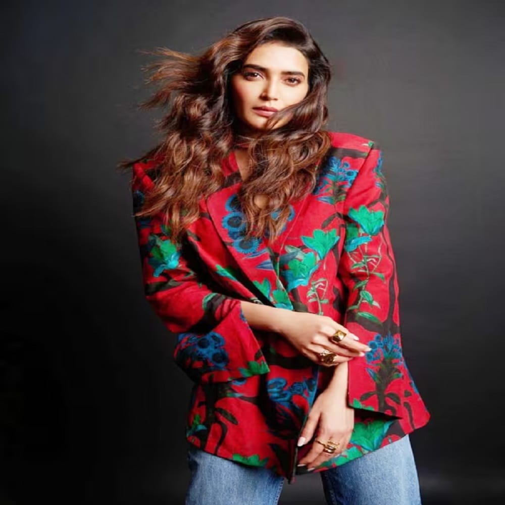 सास भी कभी बहू थी, नागिन आणि कयामत की रात यांसारख्या टीव्ही शोमध्ये करिश्मा तन्नाने घराघरातील प्रेक्षकांची छाप पाडली.