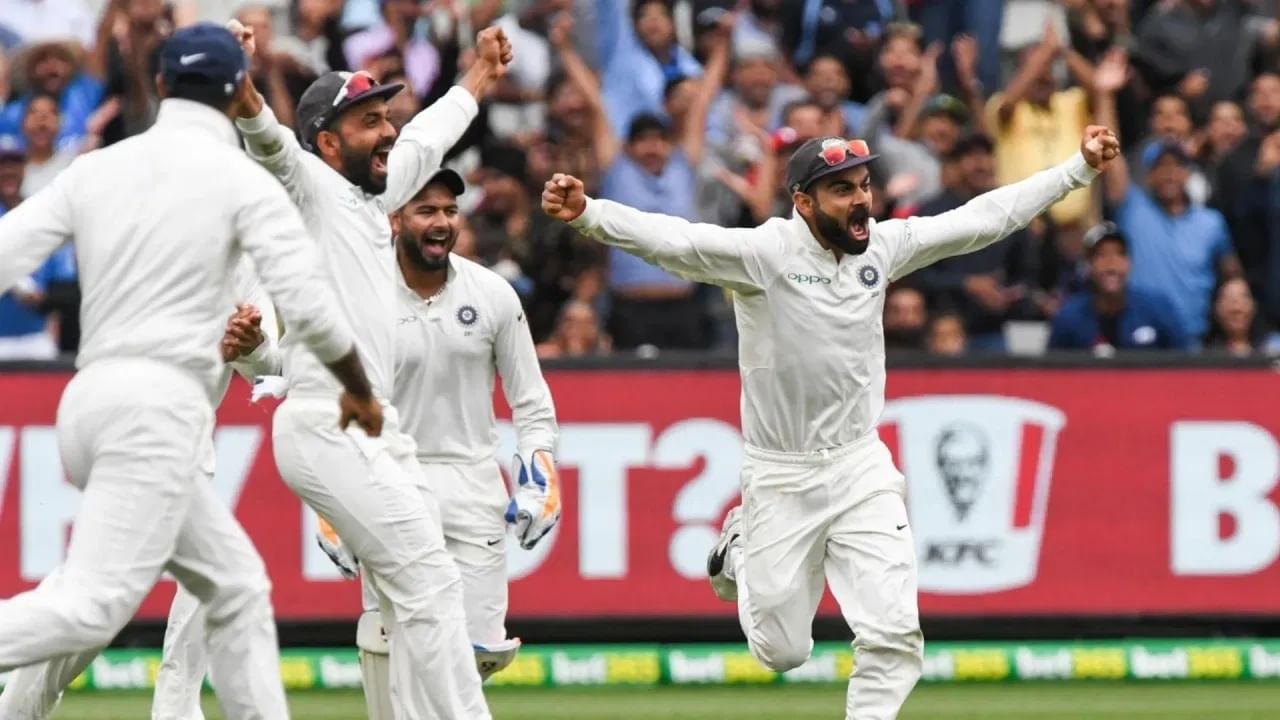 वर्ल्ड टेस्ट चॅम्पियनशिपच्या पहिल्या पर्वात न्यूझीलंडकडून पराभवाचं तोंड पाहावं लागलं होतं. मात्र पुन्हा एकदा जेतेपदावर नाव कोरण्याची भारताला संधी आहे. यावेळी ऑस्ट्रेलियासारख्या बलाढ्य संघाचं आव्हान आहे. 