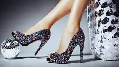 तुम्हालाही आवडतात High Heels? वाचा हाय हील्स घालण्याचे तोटे