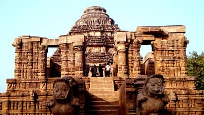 अद्भूत आश्चर्य आहेत सूर्य देवतेचे ही सात मंदिरे, भव्यतेसाठी आहेत प्रसिद्ध