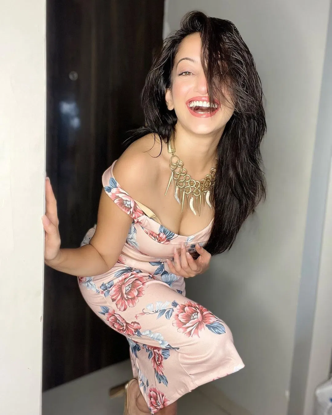 Mansi Naik Sex - Manasi Naik : à¤•à¥à¤¯à¥à¤Ÿ à¤¸à¥à¤®à¤¾à¤ˆà¤² à¤¤à¥‚ à¤˜à¤¾à¤¯à¤² à¤•à¤° à¤— à¤®à¤²à¤¾ â€“ TV9 Marathi | Marathi Actress  Manasi Naiks New Look Photos Fans Are Shocked