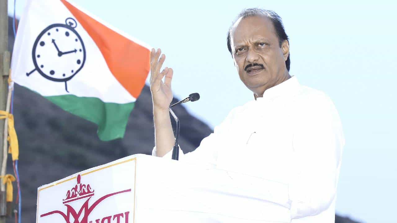 प्रकाश आंबेडकर औरंगजेबच्या कबरीवर का गेले? अजित पवार म्हणतात....