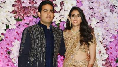 Akash Shloka Ambani यांच्या चिमुकलीची पहिली झलक; कुटुंबात नव्या पाहुणीचं थाटात स्वागत