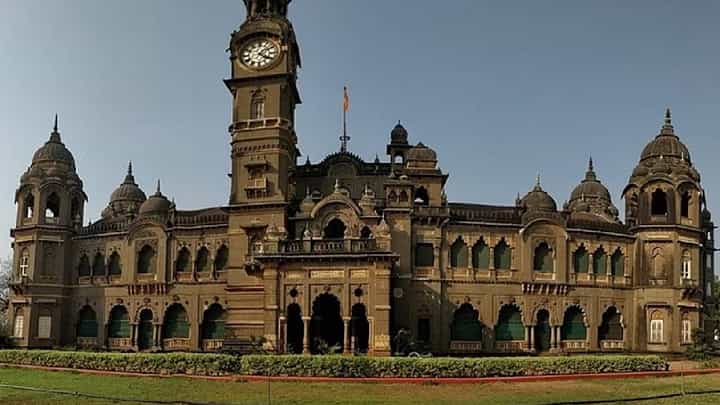 शिवराज्याभिषेक सोहळा फक्त रायगडावरच नाही तर येथे होणार पहिल्यांदाच; महाराजांच्या सुवर्णमूर्तीला अभिषेक शिवराज्याभिषेक सोहळा फक्त रायगडावरच नाही तर येथे होणार पहिल्यांदाच; महाराजांच्या सुवर्णमूर्तीला अभिषेक