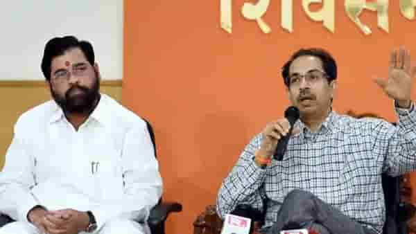 वजन,अक्कल काढत ठाकरे गट-शिवसेना भिडली; आता ठाकरे गटाच्या नेत्याने लाचारी दाखवून दिली