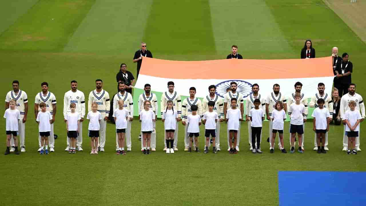 WTC 2023 Final Ind vs Aus : टीम इंडियाच्या खेळाडूंच्या हातावर काळी पट्टी, नक्की कारण काय?