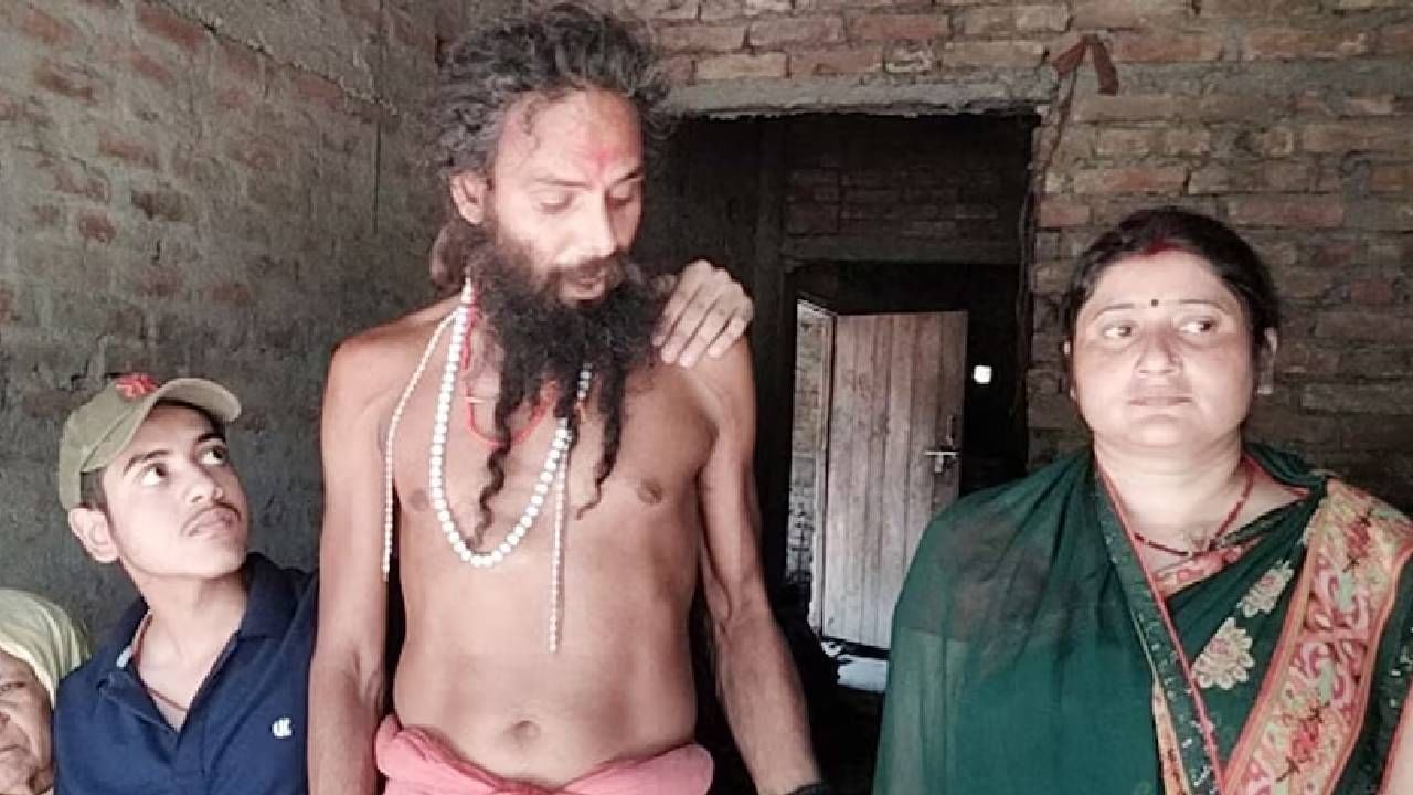 पत्नी सोडून गेली, एअरफोर्सची नोकरी सोडली, साधू बनला; 15 वर्षानंतर एक दिवस अचानक... पत्नी सोडून गेली, एअरफोर्सची नोकरी सोडली, साधू बनला; 15 वर्षानंतर एक दिवस अचानक...