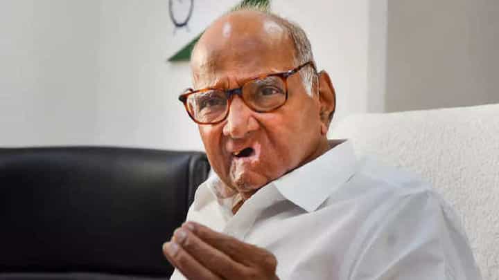 मिळालेल्या धमकीनंतर शरद पवार यांची पहिली प्रतिक्रिया, म्हणाले,'मी धमकीची चिंता...' मिळालेल्या धमकीनंतर शरद पवार यांची पहिली प्रतिक्रिया, म्हणाले,'मी धमकीची चिंता...'
