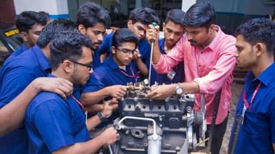 ITI करण्याचे आहेत अनेक फायदे, जाणून घ्या कधी करावा हा महत्वाचा कोर्स