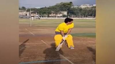 धनंजय मुंडे यांची क्रिकेटच्या मैदानात एन्ट्री; कुठं होणार महाराष्ट्र प्रीमिअर लीग?