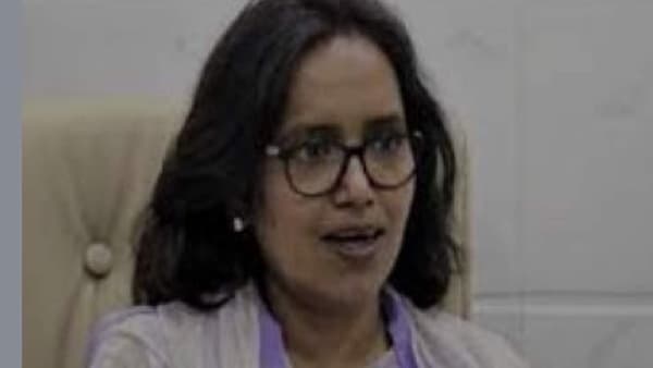 Varsha Gaikwad : वर्षा गायकवाड यांची मुंबई काँग्रेस अध्यक्षपदी निवड, भाई जगताप यांची उचलबांगडी