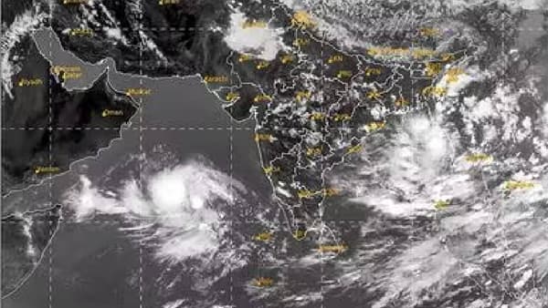 Biperjoy Cyclone : अरबी समुद्रात चक्रीवादळाची शक्यता; कोकणातील किनारपट्टी जिल्ह्यांना सतर्कतेचा इशारा