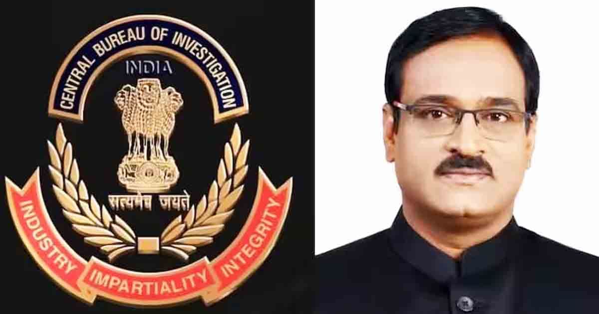 CBI raids : IAS अधिकारी अनिल रामोडने भूसंपादनाच्या मोबदल्यातून जमवली कोट्यवधींची माया