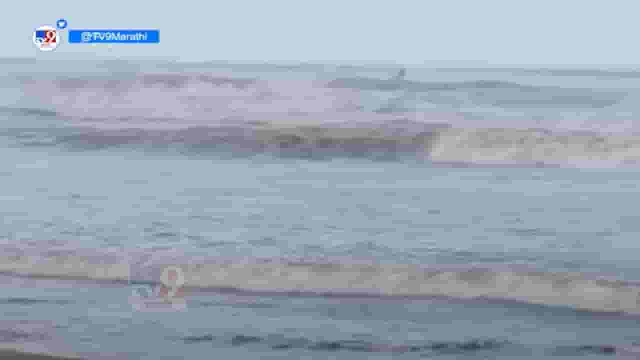 Biparjoy Cyclone |गणपतीपुळे समुद्रकिनाऱ्यावर फिरण्यास जाताय? थोडं थांबा कारण... Biparjoy Cyclone |गणपतीपुळे समुद्रकिनाऱ्यावर फिरण्यास जाताय? थोडं थांबा कारण...