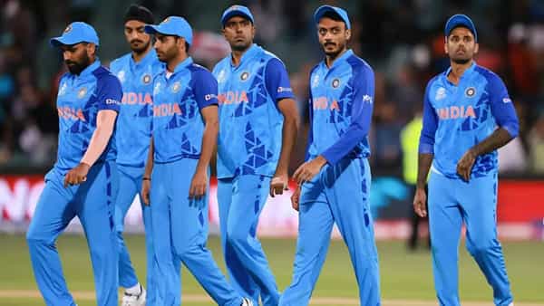 वर्ल्ड टेस्ट चॅम्पियनशिपमध्ये भारताची निराशाजनक कामगिरी राहिली आहे. फॉर्मात असलेले खेळाडूही साजेशी कामगिरी करू शकले नाहीत. एकीकडे, पराभवाचं मंथन सुरु असताना टीम इंडियाच्या पुढील मालिकेचं वेळापत्रक जाहीर करण्यात आलं आहे.