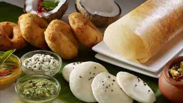 Health News : नाष्ट्यामध्ये हे पदार्थ खात असाल तर वेळीच व्हा सावधान, पोटदुखीचा होईल त्रास!