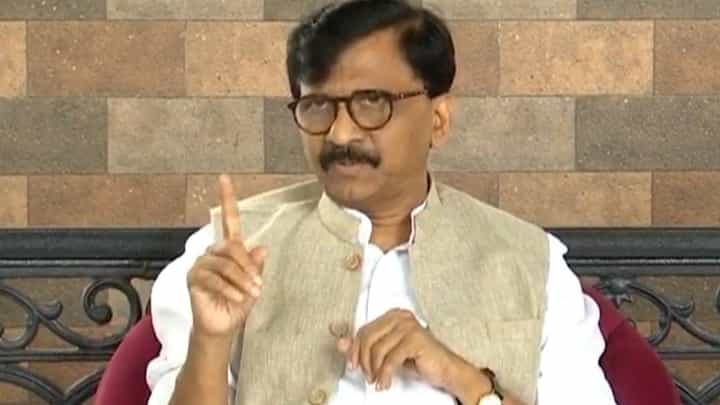 अजित पवार यांच्या टोल्यानंतर राऊत नरमले; म्हणाले, ‘आमच्याकडेही फेविकॉलचा मजबूत जोड’ अजित पवार यांच्या टोल्यानंतर राऊत नरमले; म्हणाले, ‘आमच्याकडेही फेविकॉलचा मजबूत जोड’