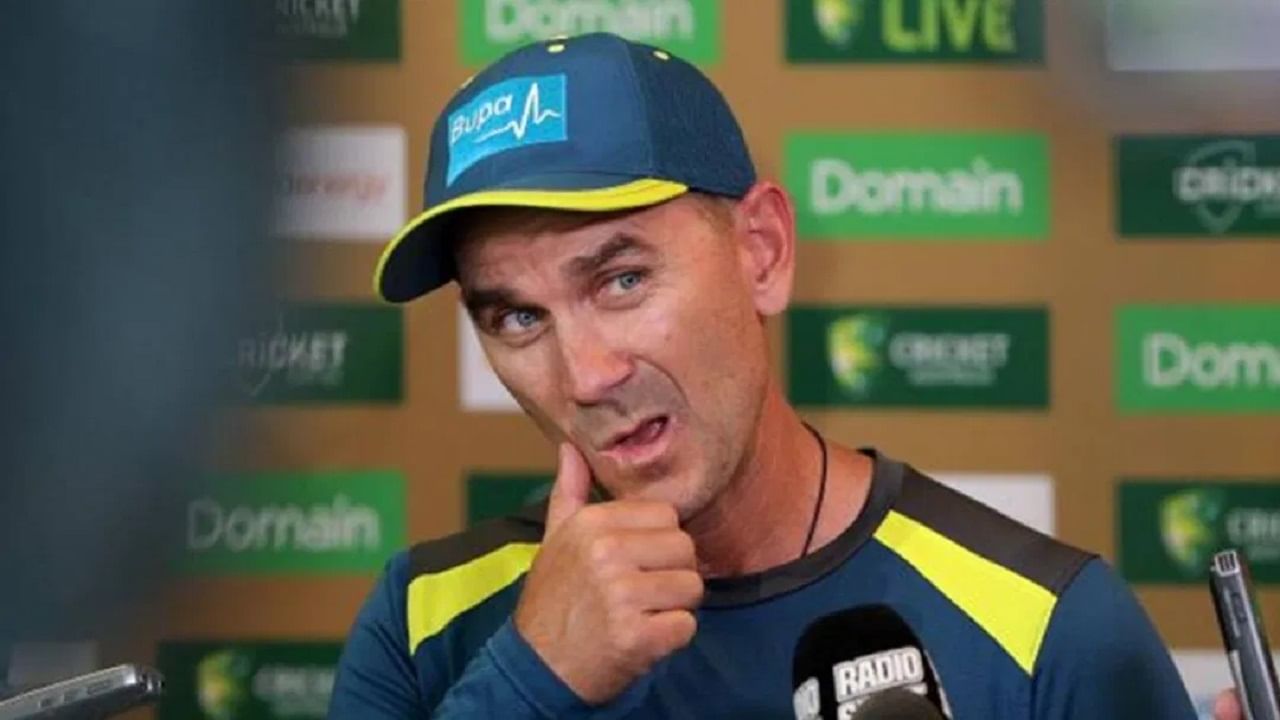 ऑस्ट्रेलियन संघाला 2021 टी-20 विश्वचषक आणि 2021-22 ऍशेस मालिकेत चॅम्पियन बनवण्यासाठी यापूर्वी कठोर परिश्रम घेणारा जस्टिन लँगर देखील या पदासाठी प्रबळ दावेदार आहे.