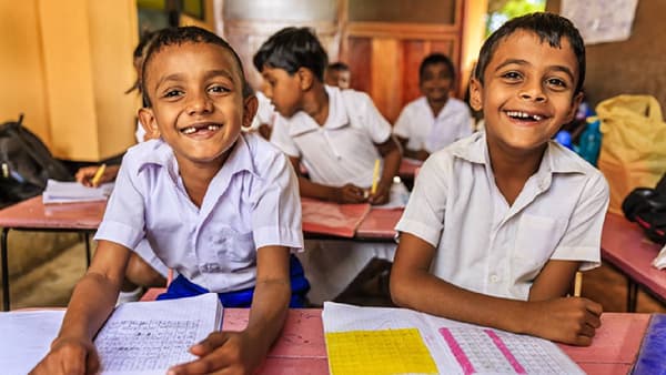 Free Uniform : मोफत गणवेश! या जिल्ह्यातील 81,000 विद्यार्थ्यांना राज्य सरकारचे गिफ्ट