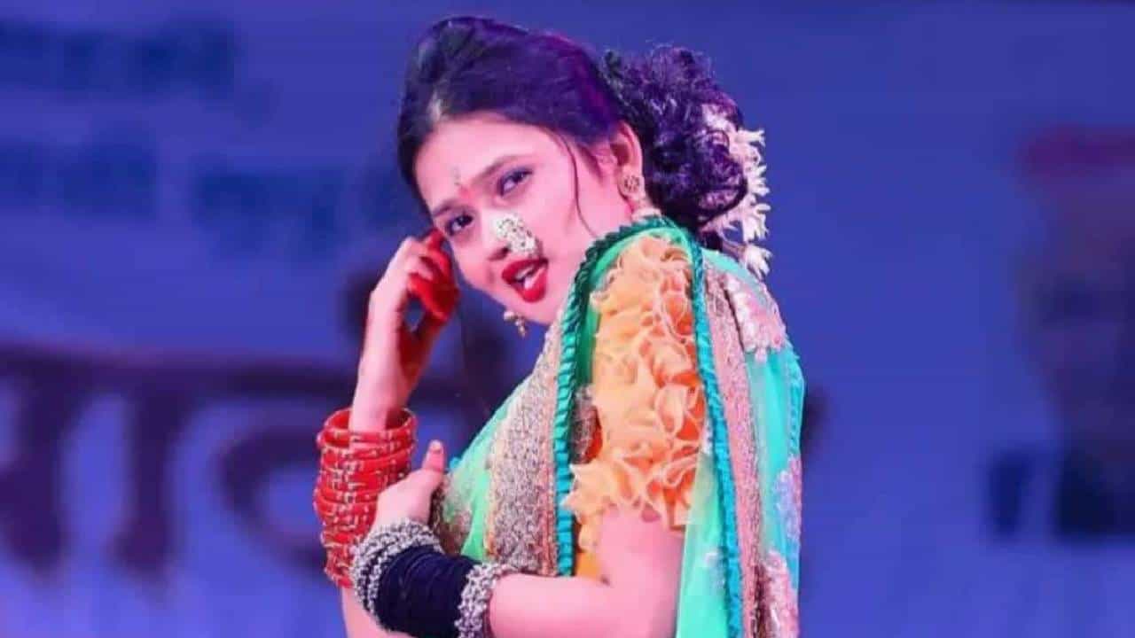 Gautami Patil | गौतमीवर आता प्रसिद्ध नृत्यागंणाचं भडकली; ‘बिहारमध्ये अशा गोष्टी, या लोकांनी रंगमंचाचा डान्सबार ’ Gautami Patil | गौतमीवर आता प्रसिद्ध नृत्यागंणाचं भडकली; ‘बिहारमध्ये अशा गोष्टी, या लोकांनी रंगमंचाचा डान्सबार ’