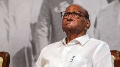 शरद पवार नावाचा व्हायरस नष्ट करणं गरजेचं, तेच आम्ही करतोय; कुणी केली टीका?